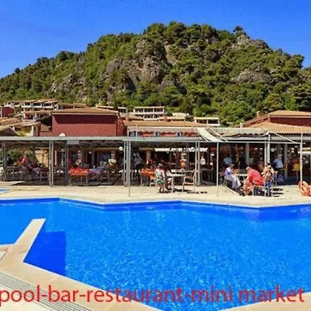 Cosy In Corfu With Shared Pool